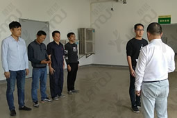 華謀咨詢?yōu)槟常ㄊ称匪幤沸袠I(yè)）公司進(jìn)行TPM Step 1 部門長診斷活動輔導(dǎo)