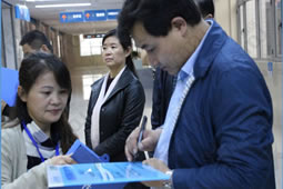 華謀咨詢?yōu)槟翅t(yī)院進行推廣科室強化輔導(dǎo)